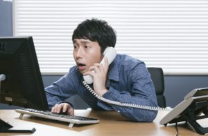 ホワイトパートナーズ ブロック 通報 非表示